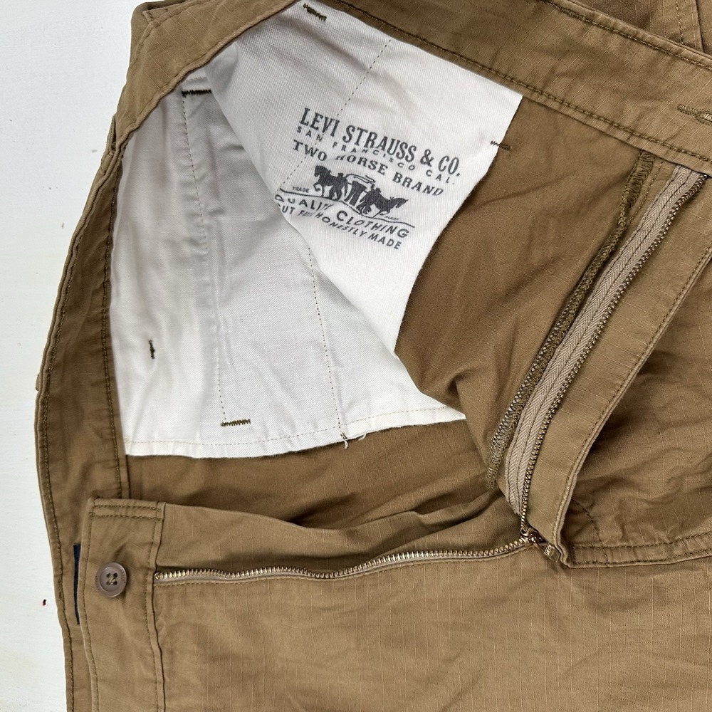 Levi's Ripstop Cargo Shorts Mens 40x10 Brown Khaki Military Skater White‎ Tab - Picture 3 of 15
